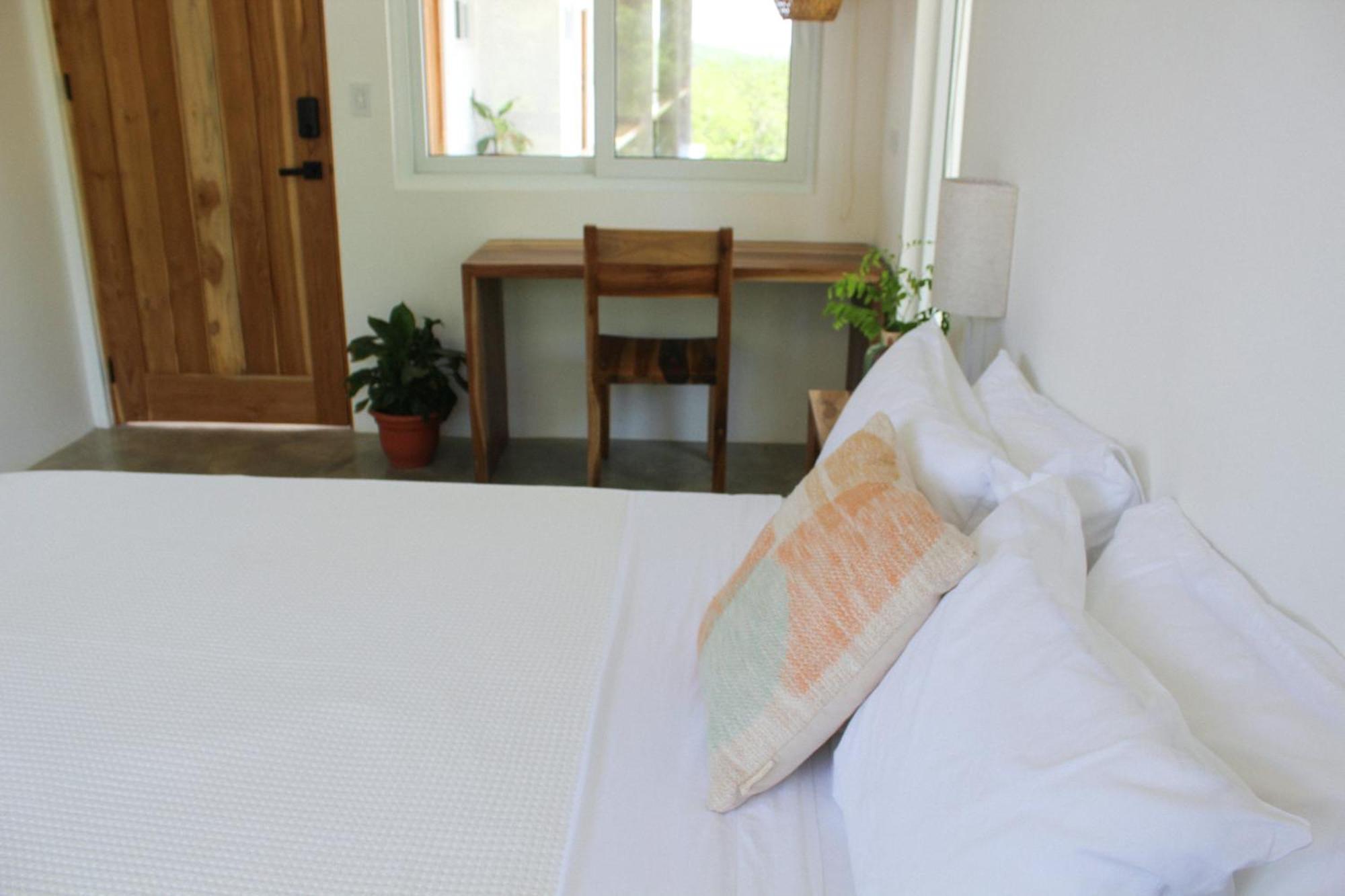 Waves & Wifi - Coworking & Coliving Space In Popoyo Salinas Eksteriør billede